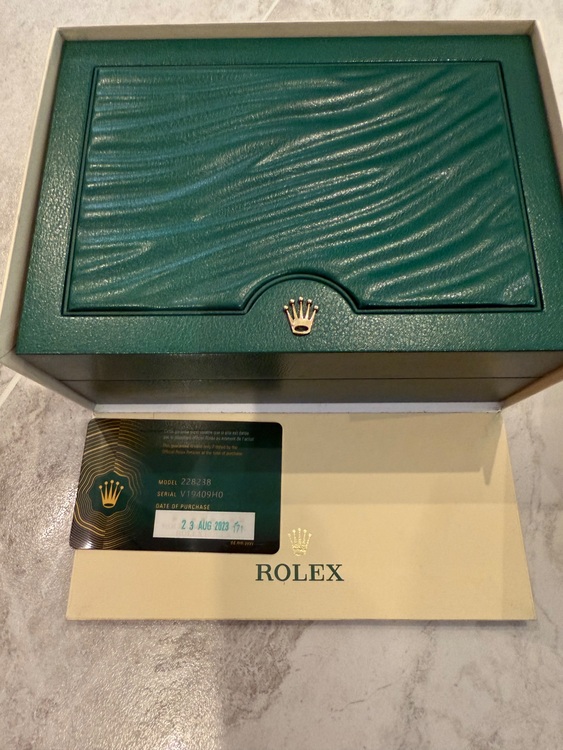 ロレックス デイデイト 22823（高級時計）の商品画像 - 査定依頼日：2025年7月26日 - 最高査定価格：7,000,000円