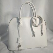 ボリード　35 ホワイト系　トリヨンクレマンス（ブランドバッグ）の商品画像 - 査定依頼日：2025年11月5日 - 最高査定価格：300,000円