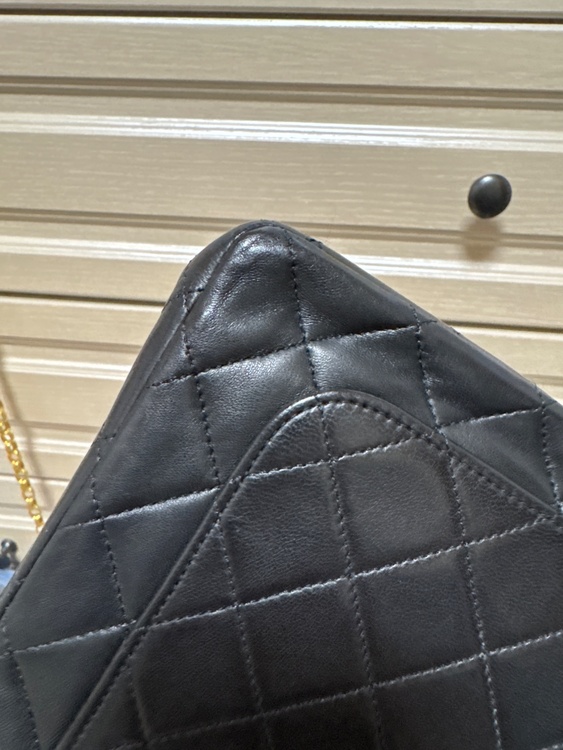 ダブルフラップマトラッセ25（ブランドバッグ）の商品画像 - 査定依頼日：2026年2月21日 - 最高査定価格：400,000円