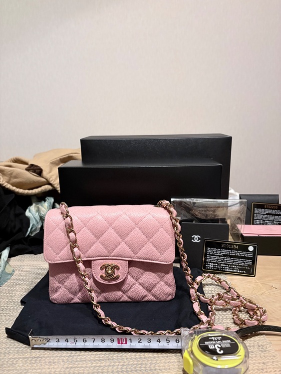 ミニマトラッセ（ブランドバッグ）の商品画像 - 査定依頼日：2025年11月19日 - 最高査定価格：900,000円