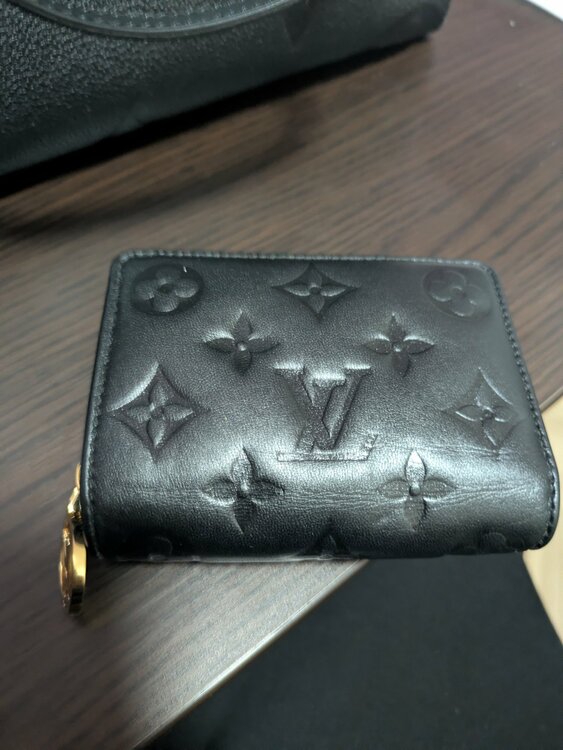 ヴィトン財布（ブランド財布・小物）の商品画像 - 査定依頼日：2025年12月29日 - 最高査定価格：25,000円