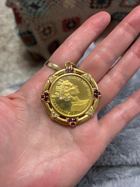 マン島エリザベス2世純金キャットコインk18フレーム（金・貴金属）の商品画像 - 査定依頼日：2026年1月4日 - 最高査定価格：486,000円