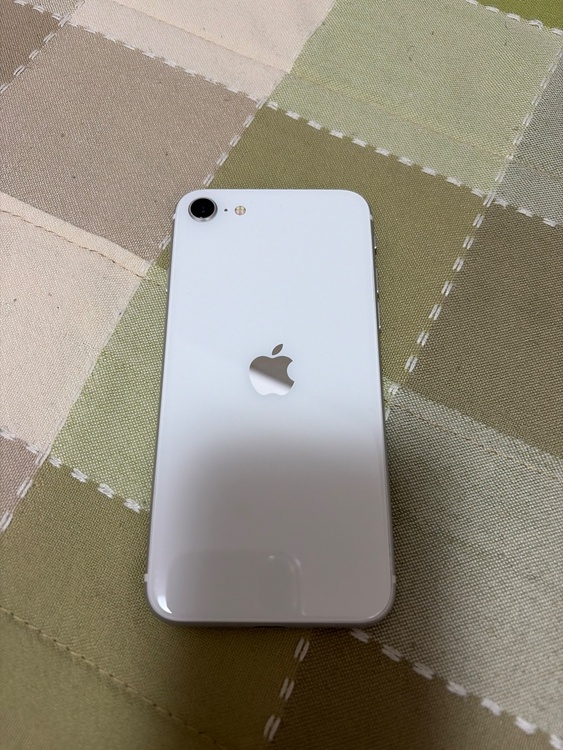 iPhone（スマホ）の商品画像 - 査定依頼日：2026年9月27日 - 最高査定価格：11,000円