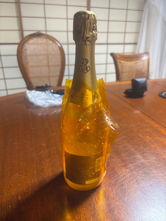 シャンパン ルイ・ロデレール （お酒）の商品画像 - 査定依頼日：2025年10月18日 - 最高査定価格：31,000円