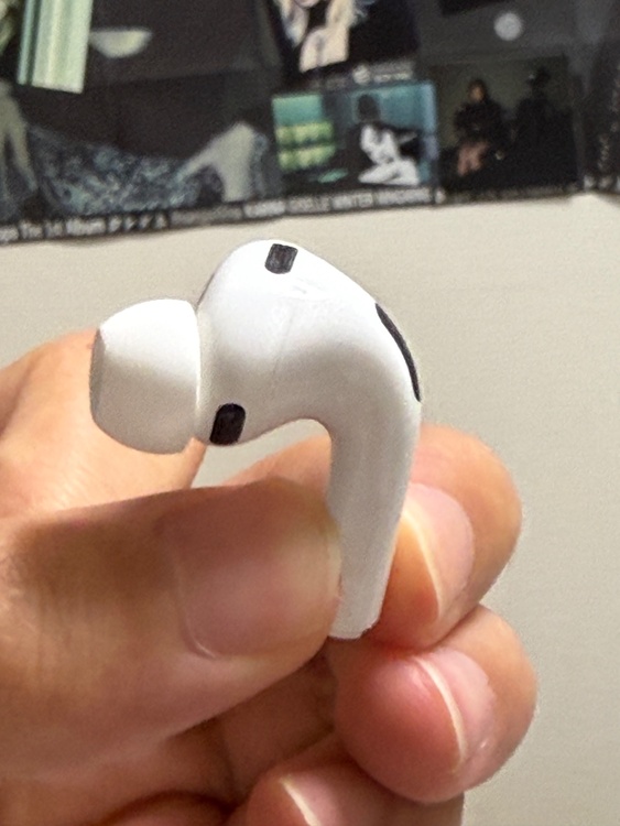 AirPods Pro 3（オーディオ・スピーカー）の商品画像 - 査定依頼日：2026年6月17日 - 最高査定価格：12,100円