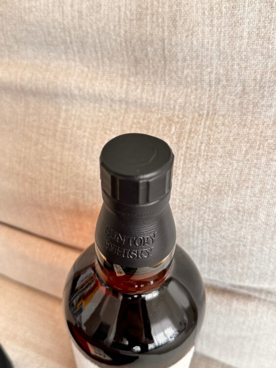 ウイスキー サントリー山崎 （お酒）の商品画像 - 査定依頼日：2025年4月28日 - 最高査定価格：850,000円