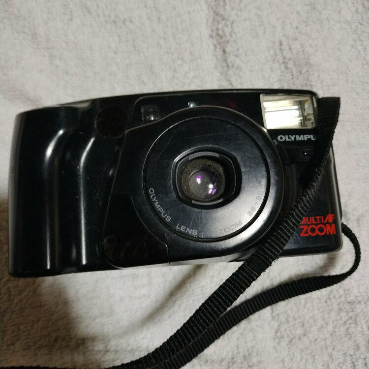 オリンパス（カメラ）の商品画像 - 査定依頼日：2026年1月12日 - 最高査定価格：2,000円
