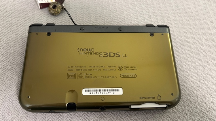 Newニンテンドー3DS LL ゼルダの伝説 ムジュラの仮面 エディション 本体 ニンテンドー3DS（ゲーム機本体・ゲームソフト）の商品画像 - 査定依頼日：2026年10月11日 - 最高査定価格：32,000円