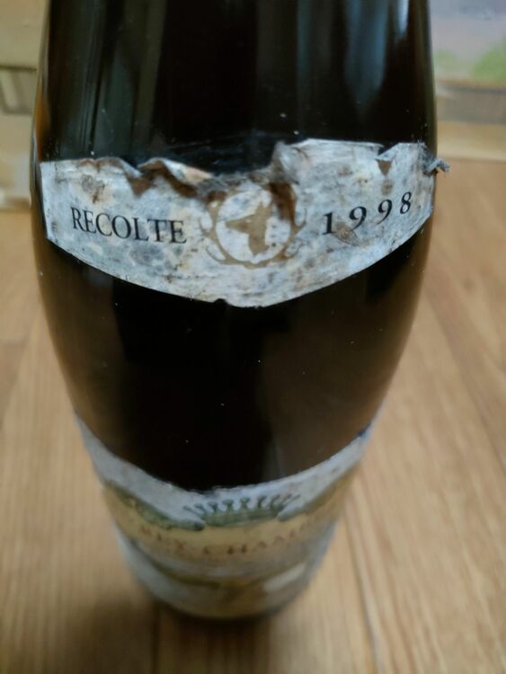 ジュヴレ シャンベルタン  ラ キューヴ ドゥ ジェネラル ルグラン1998年（お酒）の商品画像 - 査定依頼日：2025年9月8日 - 最高査定価格：300円