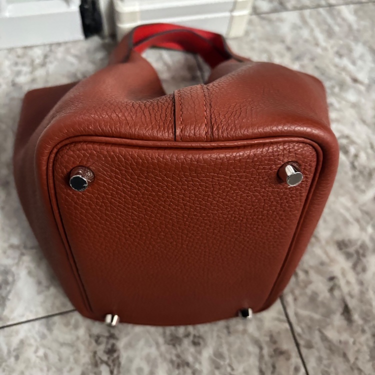 ピコタンpm キュイーブル（ブランドバッグ）の商品画像 - 査定依頼日：2026年3月3日 - 最高査定価格：400,000円