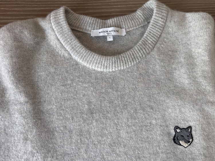 ニット（古着・ファッション）の商品画像 - 査定依頼日：2026年3月13日 - 最高査定価格：10,000円