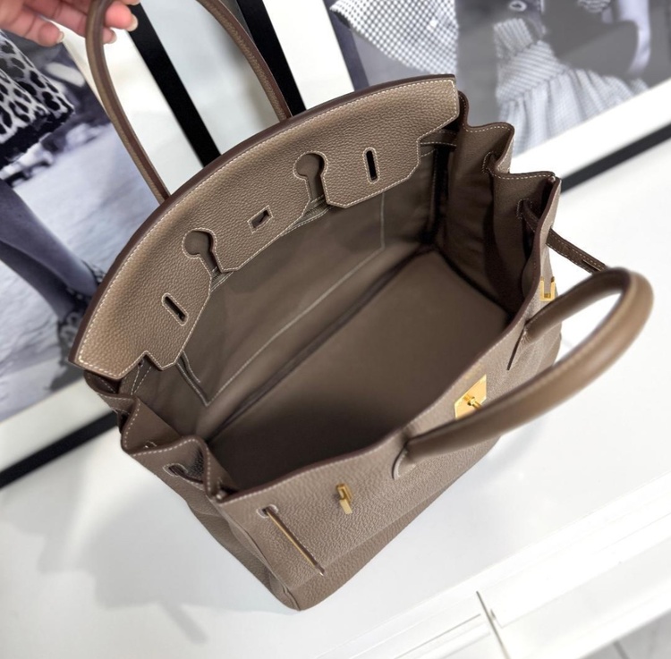 エルメス バーキン （ブランドバッグ）の商品画像 - 査定依頼日：2025年12月9日 - 最高査定価格：2,200,000円