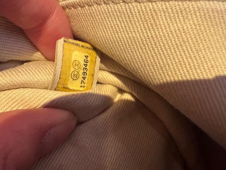 商品名不明　17493464（ブランドバッグ）の商品画像 - 査定依頼日：2025年7月24日 - 最高査定価格：50,000円