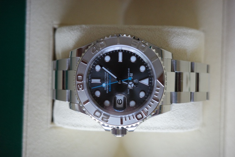 ロレックス ヨットマスター 12662（高級時計）の商品画像 - 査定依頼日：2025年10月17日 - 最高査定価格：2,050,000円