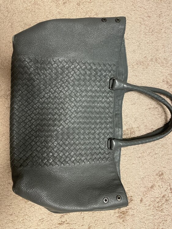 ボッテガ・ヴェネタ  （ブランドバッグ）の商品画像 - 査定依頼日：2025年2月19日 - 最高査定価格：35,000円