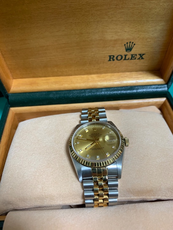 ロレックス デイトジャスト 16233（高級時計）の商品画像 - 査定依頼日：2025年6月10日 - 最高査定価格：900,000円