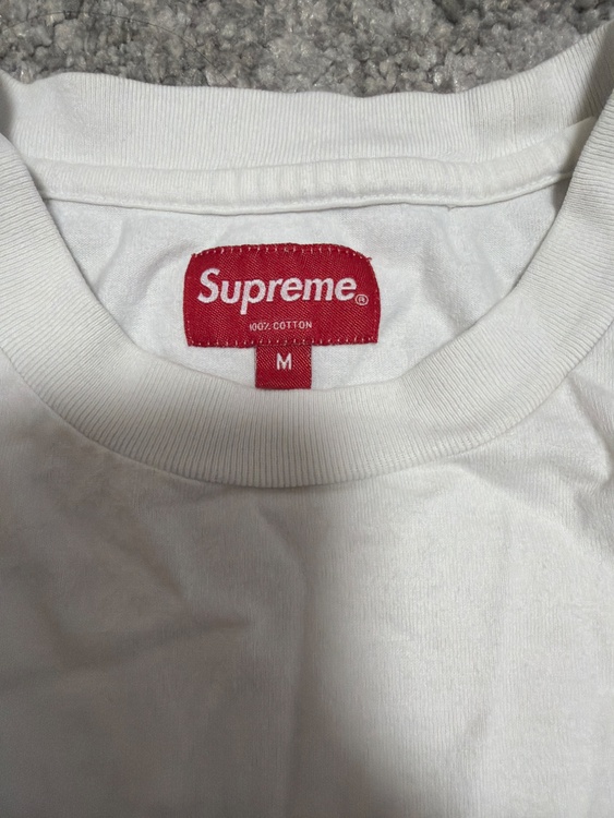 20SS Signature S/S Top（古着・ファッション）の商品画像 - 査定依頼日：2026年9月6日 - 最高査定価格：2,000円