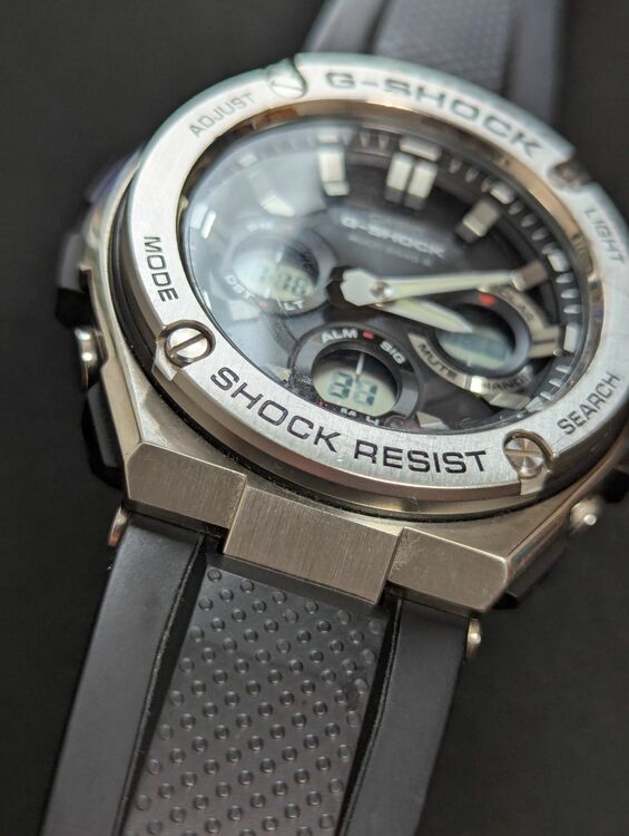 G-SHOCK その他 GST-W110（高級時計）の商品画像 - 査定依頼日：2025年7月16日 - 最高査定価格：6,000円
