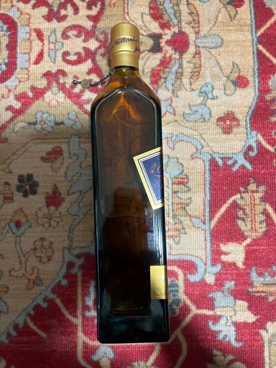 ウイスキー ジョニーウォーカー （お酒）の商品画像 - 査定依頼日：2025年3月5日 - 最高査定価格：11,000円