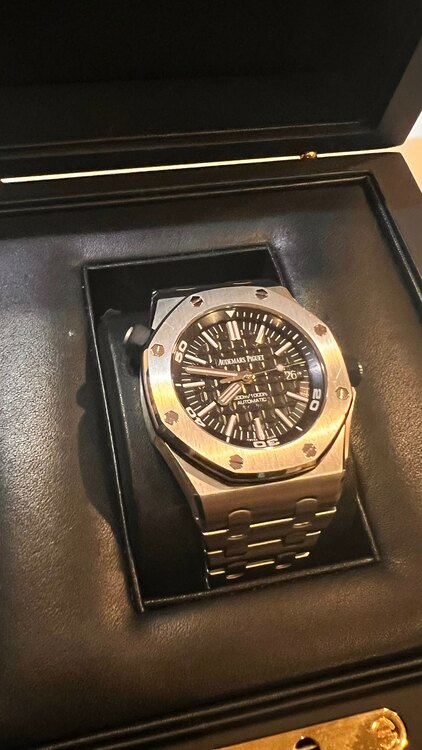 オーデマピゲ ロイヤルオークオフショア （高級時計）の商品画像 - 査定依頼日：2025年1月27日 - 最高査定価格：2,650,000円