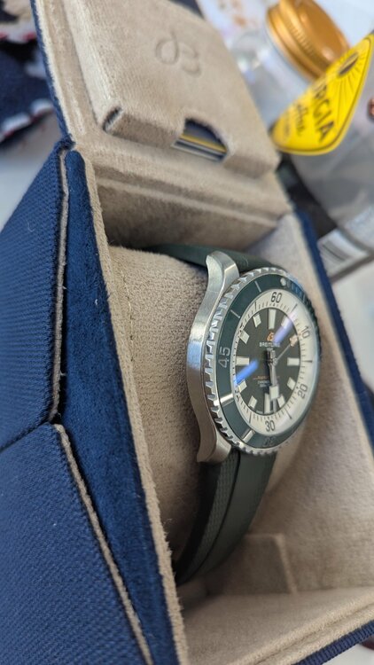 ブライトリング スーパーオーシャン A17376（高級時計）の商品画像 - 査定依頼日：2026年1月22日 - 最高査定価格：480,000円