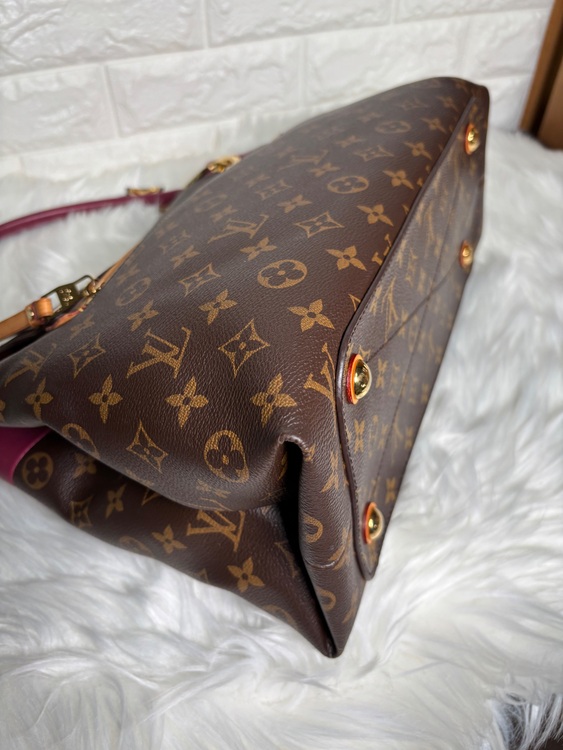 ルイ・ヴィトン バッグ/ハンドバッグ M40816 オランプオロール モノグラム（ブランドバッグ）の商品画像 - 査定依頼日：2025年8月4日 - 最高査定価格：130,000円