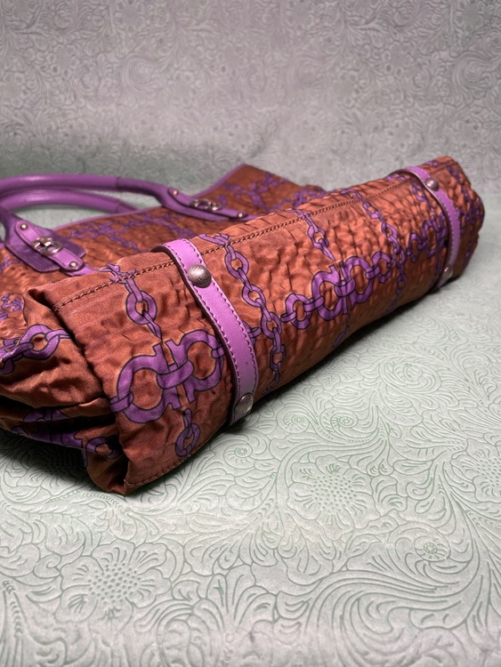 フェラガモ  （ブランドバッグ）の商品画像 - 査定依頼日：2026年3月3日 - 最高査定価格：5,000円