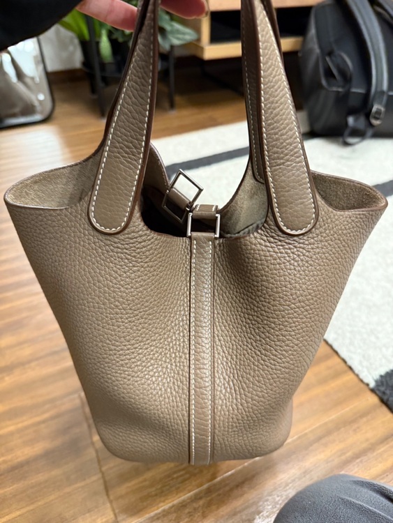 ピコタンＰＭ（ブランドバッグ）の商品画像 - 査定依頼日：2025年6月18日 - 最高査定価格：270,000円