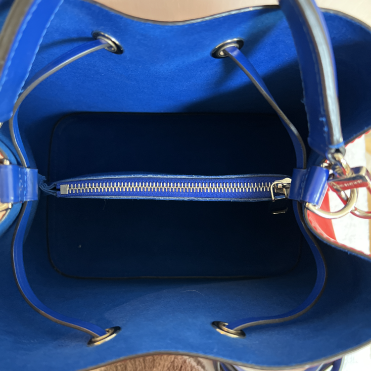 エピノエ（ブランドバッグ）の商品画像 - 査定依頼日：2025年2月3日 - 最高査定価格：100,000円