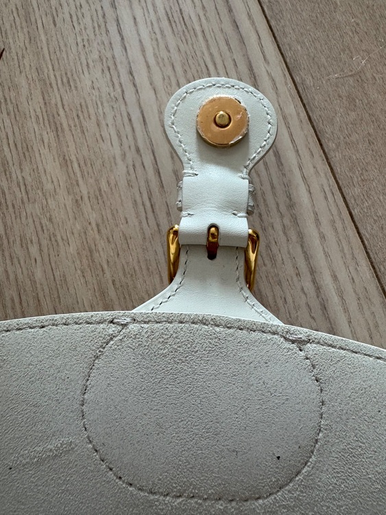 ディオール  （ブランドバッグ）の商品画像 - 査定依頼日：2025年8月27日 - 最高査定価格：200,000円