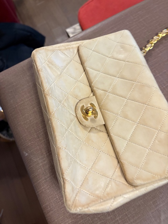 マトラッセ（ブランドバッグ）の商品画像 - 査定依頼日：2026年3月29日 - 最高査定価格：120,000円