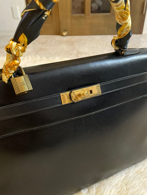 エルメス ケリー （ブランドバッグ）の商品画像 - 査定依頼日：2025年3月28日 - 最高査定価格：1,400,000円