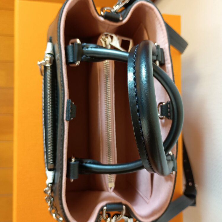 マレルトート BB（ブランドバッグ）の商品画像 - 査定依頼日：2026年3月14日 - 最高査定価格：220,000円