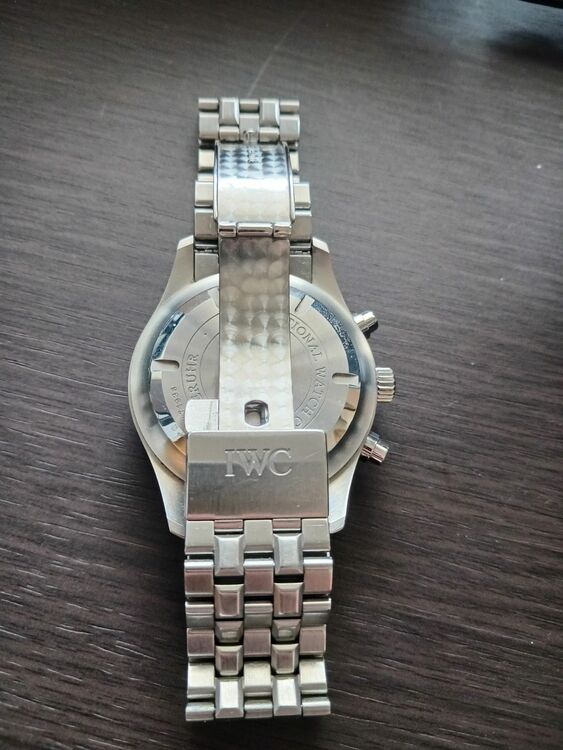 IWC パイロットウォッチ （高級時計）の商品画像 - 査定依頼日：2025年7月28日 - 最高査定価格：410,000円