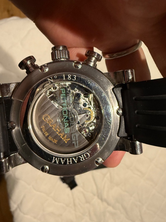 グラハム　シルバーストーン　メルセデスGP（高級時計）の商品画像 - 査定依頼日：2026年2月12日 - 最高査定価格：200,000円