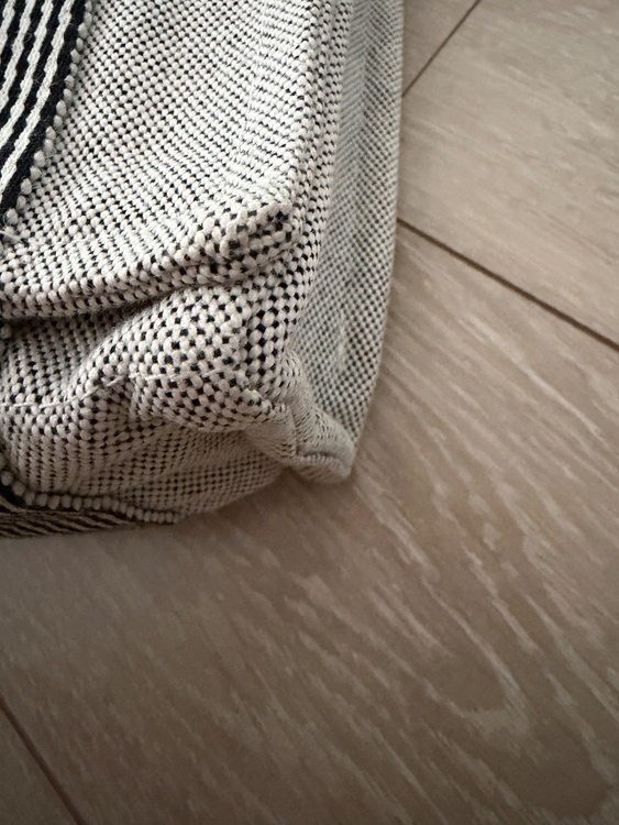 エルメス フールトゥ バサスMM（Fourre-Tout Bassas）（ブランドバッグ）の商品画像 - 査定依頼日：2026年4月5日 - 最高査定価格：30,000円