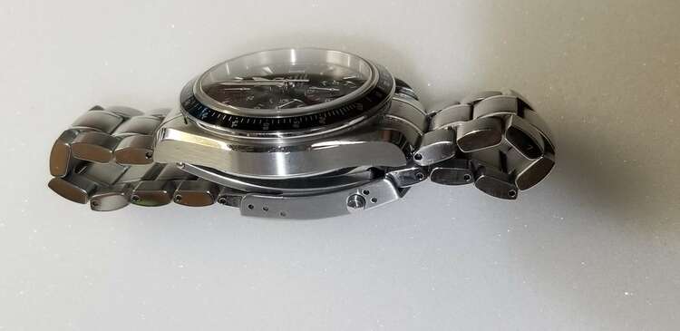 オメガ スピードマスター 321050（高級時計）の商品画像 - 査定依頼日：2025年5月29日 - 最高査定価格：330,000円