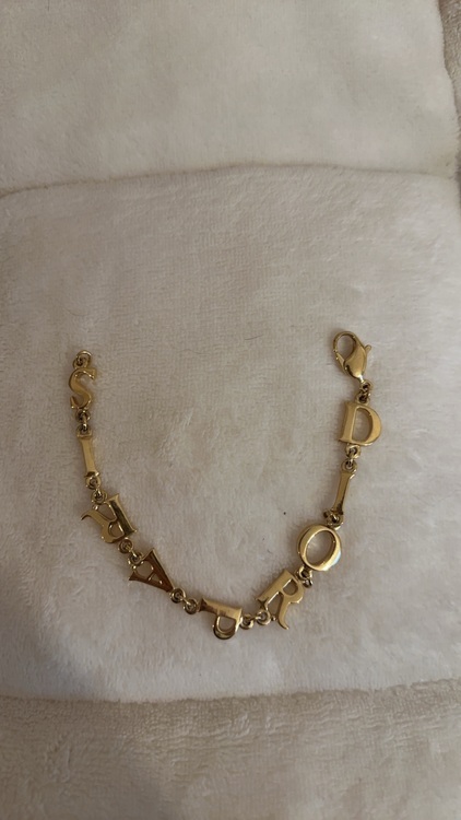 DIOR ブレスレット（金・貴金属）の商品画像 - 査定依頼日：2025年9月20日 - 最高査定価格：10,000円