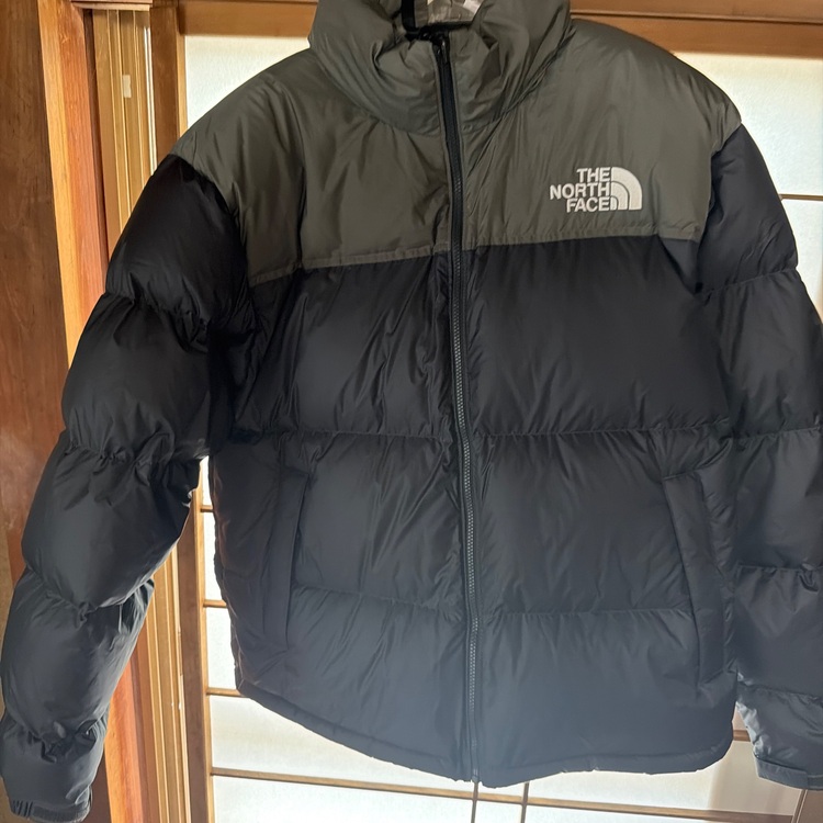 ノースフェイスヌプシジャケット（アウトドア用品）の商品画像 - 査定依頼日：2025年9月28日 - 最高査定価格：7,000円