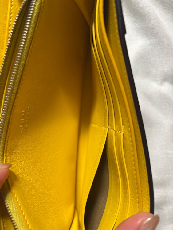 長財布（ブランド財布・小物）の商品画像 - 査定依頼日：2025年12月17日 - 最高査定価格：3,000円