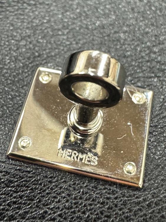 ケリードール　◽︎D刻印　2000年限定（ブランドバッグ）の商品画像 - 査定依頼日：2025年11月29日 - 最高査定価格：5,000,000円