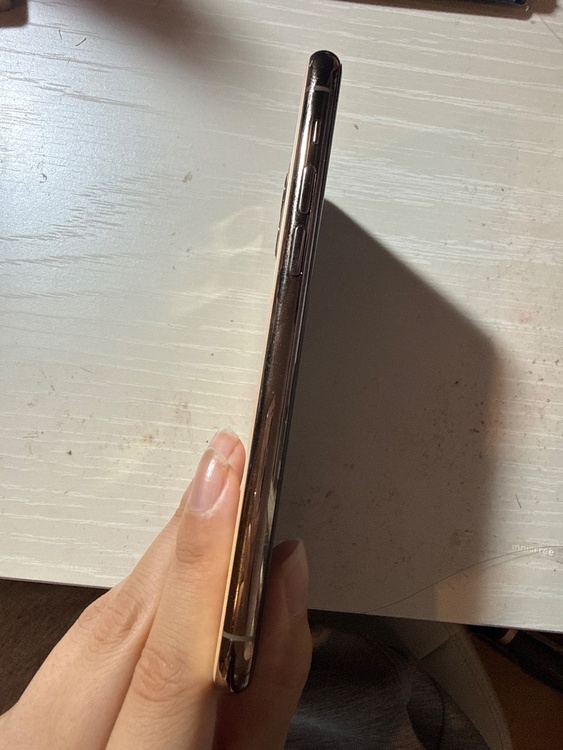 iPhone iPhone11 Pro 256GB docomo（スマホ）の商品画像 - 査定依頼日：2026年7月15日 - 最高査定価格：22,000円
