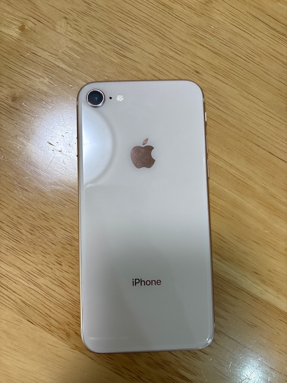 iPhone iPhone8 256GB SIMフリー（スマホ）の商品画像 - 査定依頼日：2026年7月22日 - 最高査定価格：2,500円