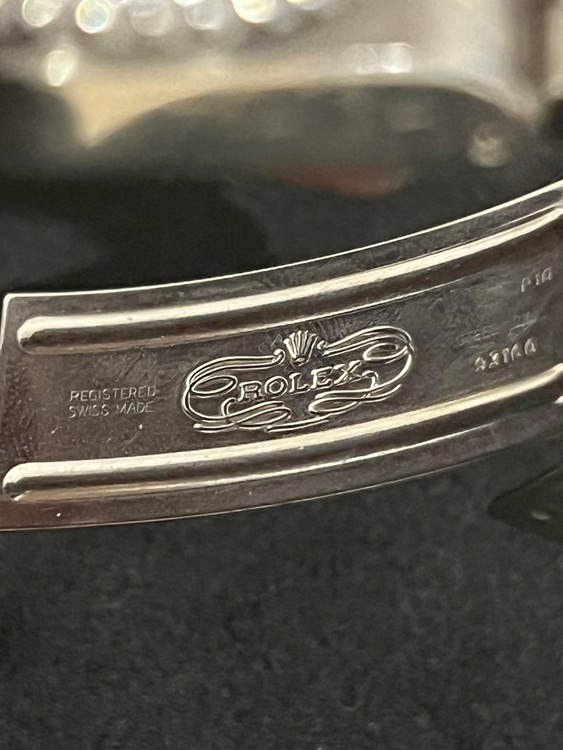 ロレックス シードゥエラー 1660（高級時計）の商品画像 - 査定依頼日：2025年12月7日 - 最高査定価格：1,550,000円