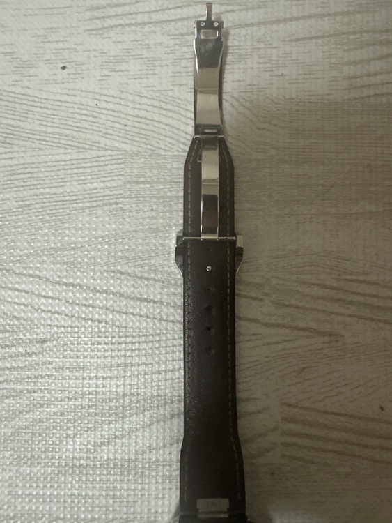 IWC パイロットウォッチ IW32930（高級時計）の商品画像 - 査定依頼日：2025年9月2日 - 最高査定価格：760,000円