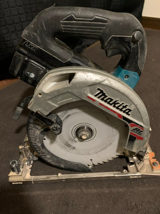 マキタ丸のこ（電動工具・農機具・業務用機械）の商品画像 - 査定依頼日：2024年12月8日