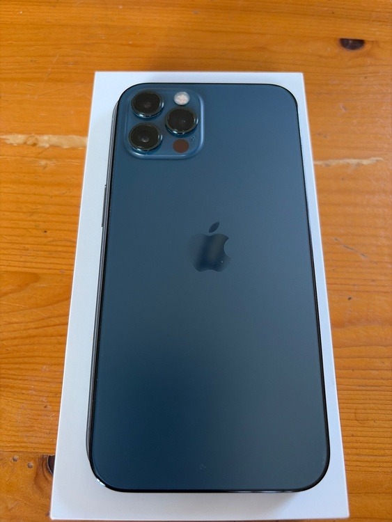 iPhone iPhone 12 Pro 256GB Softbank（スマホ）の商品画像 - 査定依頼日：2026年6月17日 - 最高査定価格：36,000円
