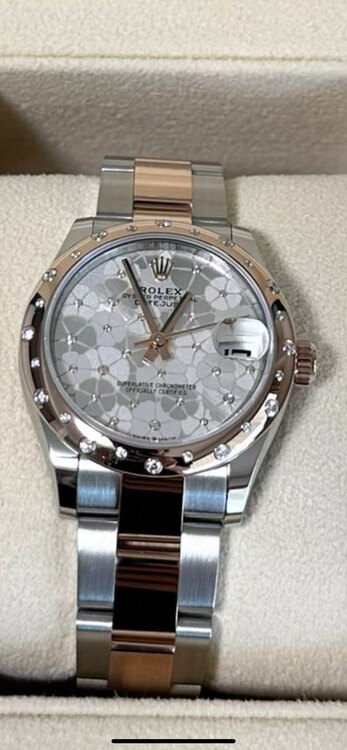 デイトジャスト31 フローラルモチーフ （高級時計）の商品画像 - 査定依頼日：2025年5月25日 - 最高査定価格：2,300,000円