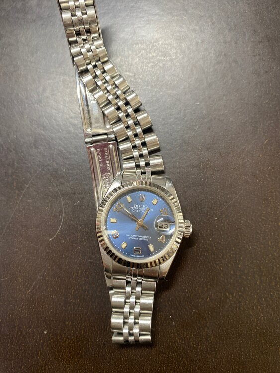 ロレックス デイトナ （高級時計）の商品画像 - 査定依頼日：2024年12月23日 - 最高査定価格：800,000円