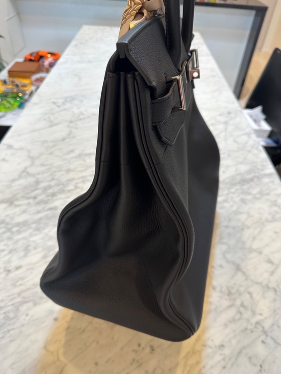 オータクロア（ブランドバッグ）の商品画像 - 査定依頼日：2025年10月13日 - 最高査定価格：1,720,000円